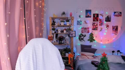 Snapshot of jenny_piper chatting on 12/25/24, 06:20 Jenny Piper online show from 12/25/24, 06:20