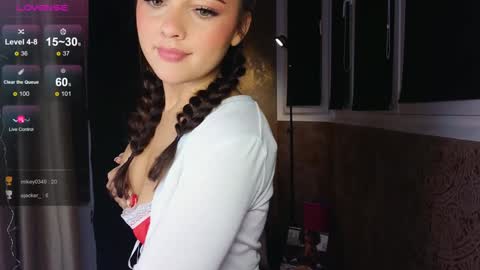 Jenny online show from 12/28/24, 02:21