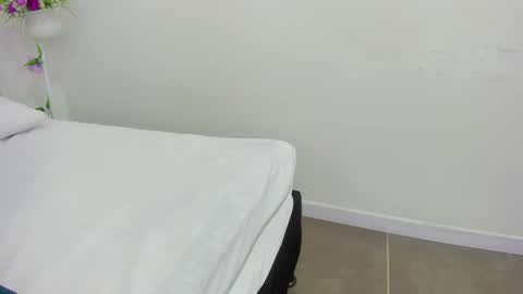 jenny_stark online show from 02/23/25, 10:09