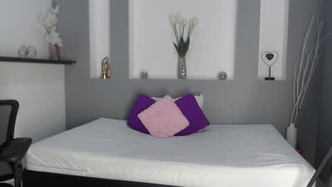 Snapshot of jenny_towers chatting on 03/02/25, 03:02 jenny_towers online show from 03/02/25, 03:02