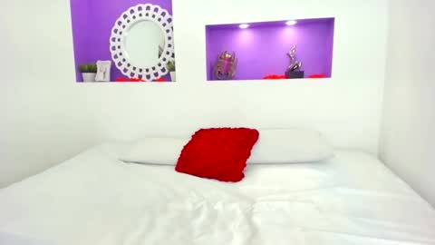 Snapshot of jenny_towers chatting on 12/13/25, 07:53 jenny_towers online show from 12/13/25, 07:53