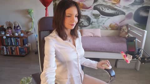 Snapshot of jennycutey chatting on 02/16/26, 03:24 jennycutey online show from 02/16/26, 03:24
