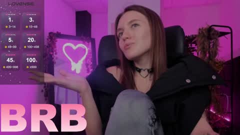 Snapshot of jennydens chatting on 01/15/25, 08:30 Jenny NO Nude online show from 01/15/25, 08:30