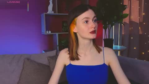 Snapshot of jennyfer_me chatting on 05/21/26, 12:45 jennyfer_me online show from 05/21/26, 12:45