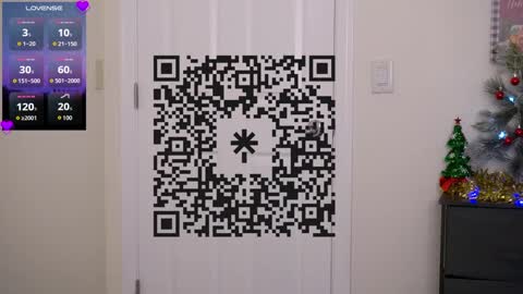 Snapshot of jennyyfae chatting on 12/22/24, 08:58 JennyFae online show from 12/22/24, 08:58