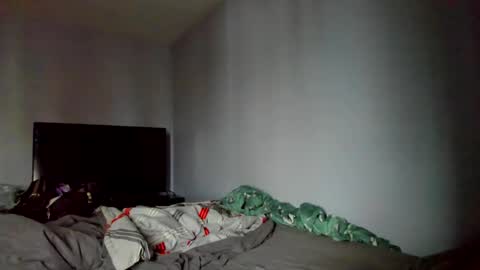 Snapshot of jenovakitty chatting on 11/25/25, 03:12 Jenn - come to my onlyfans online show from 11/25/25, 03:12