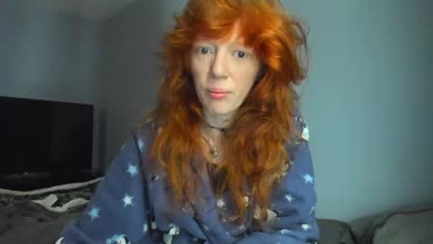 Snapshot of jenovakitty chatting on 12/17/25, 02:56 Jenn - come to my onlyfans online show from 12/17/25, 02:56