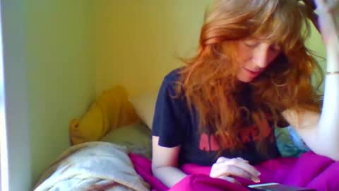 Snapshot of jenovakitty chatting on 04/22/26, 02:29 Jenn - come to my onlyfans online show from 04/22/26, 02:29