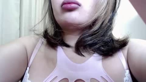 Snapshot of jeong_20 chatting on 01/19/25, 03:42 Jeong online show from 01/19/25, 03:42