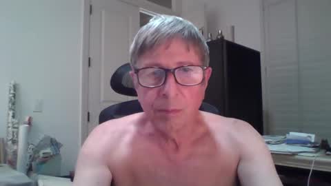 Snapshot of jep56 chatting on 02/06/25, 08:02 jep56 online show from 02/06/25, 08:02