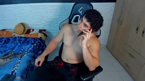 Snapshot of jepplay chatting on 03/18/26, 05:10 jepplay online show from 03/18/26, 05:10