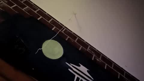 Snapshot of jerbonezgood chatting on 04/04/26, 11:02 Lous online show from 04/04/26, 11:02