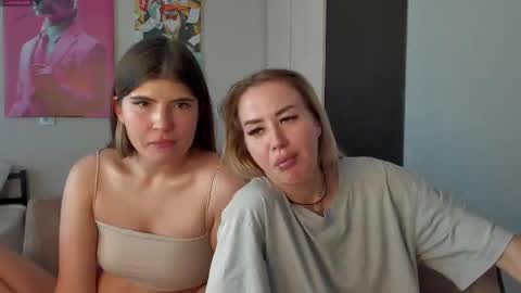 Snapshot of jeremayalove chatting on 02/16/25, 12:54 Hi hi We are Jessie and Betti online show from 02/16/25, 12:54