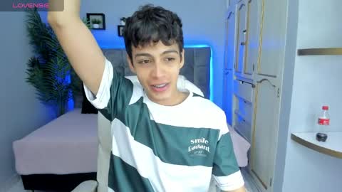 Snapshot of jeremias_1 chatting on 04/18/26, 05:00 JEREMIAS online show from 04/18/26, 05:00