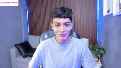 Snapshot of jeremias_1 chatting on 04/25/26, 01:41 JEREMIAS online show from 04/25/26, 01:41