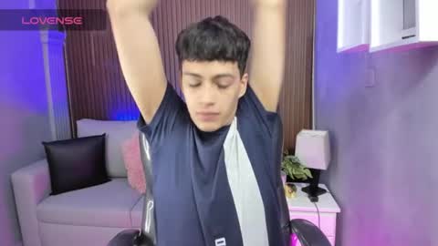 Snapshot of jeremias_1 chatting on 06/16/26, 01:03 JEREMIAS online show from 06/16/26, 01:03