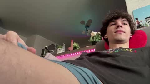 Snapshot of jeremy1scott chatting on 03/05/26, 05:36 jeremy1scott online show from 03/05/26, 05:36