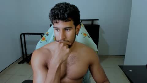 Snapshot of jeremy_colton_hot chatting on 09/15/25, 10:37 jeremy_colton_hot online show from 09/15/25, 10:37