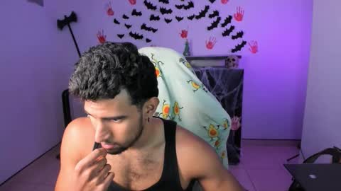 Snapshot of jeremy_colton_hot chatting on 10/24/25, 10:22 jeremy_colton_hot online show from 10/24/25, 10:22