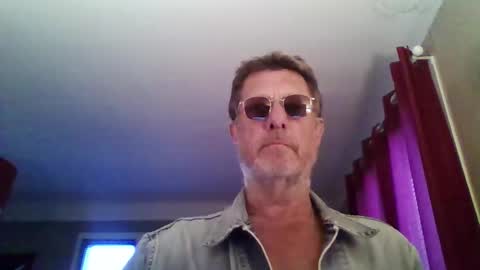 Snapshot of jerflor chatting on 03/26/26, 05:51 jerflor online show from 03/26/26, 05:51