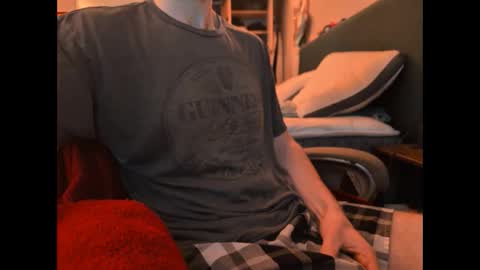 Snapshot of jerkmejake chatting on 06/08/26, 09:59 jerkmejake online show from 06/08/26, 09:59