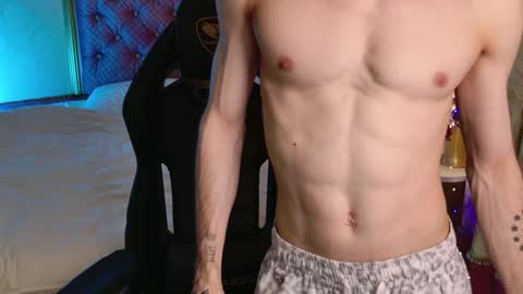 Snapshot of jerry_lucky chatting on 12/22/24, 01:23 Jerry online show from 12/22/24, 01:23