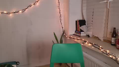 Snapshot of jerry_lucky chatting on 02/14/25, 06:40 Jerry online show from 02/14/25, 06:40