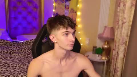 Snapshot of jerry_lucky chatting on 11/26/25, 10:22 Jerry online show from 11/26/25, 10:22