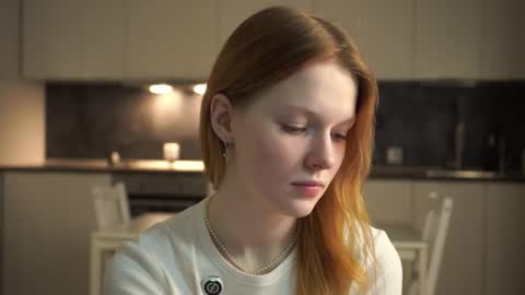 Molly online show from 10/07/25, 03:42