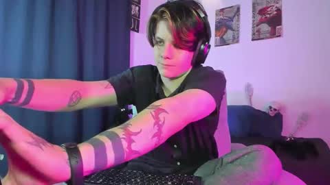 Snapshot of jerrycole_ chatting on 10/26/25, 02:39 Angelo online show from 10/26/25, 02:39