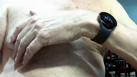 jerrynfla online show from 12/30/24, 05:23