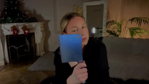 jes_solar online show from 12/17/25, 01:33