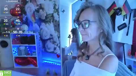 Snapshot of jesica_moon_peachyy chatting on 06/27/26, 04:17 jesica_moon_peachyy online show from 06/27/26, 04:17