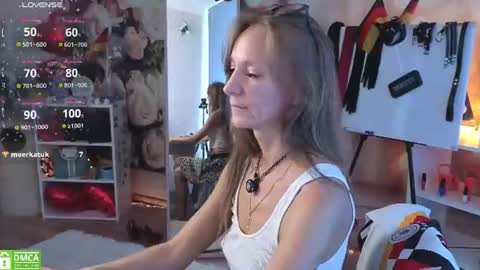Snapshot of jesica_moon_peachyy chatting on 07/06/26, 05:26 jesica_moon_peachyy online show from 07/06/26, 05:26