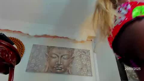 jesica_sanchez online show from 09/30/25, 09:42