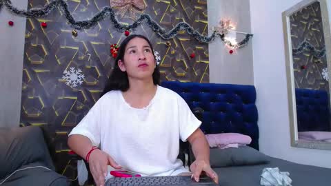 JESICA online show from 01/19/26, 12:14