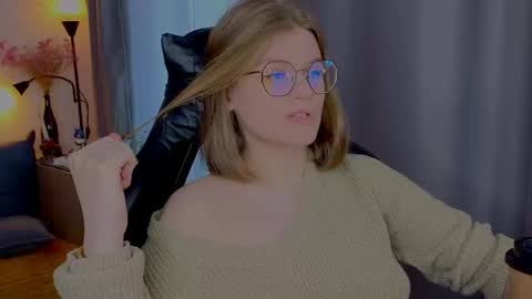  JessieVibes online show from 04/16/26, 01:45