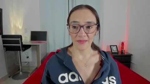 jessica herreraToday I will be your devil and you my victim online show from 01/05/26, 10:13