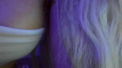 jess1ca_rabb1t online show from 02/15/25, 12:22