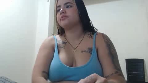 jess_beaut online show from 10/22/25, 12:22