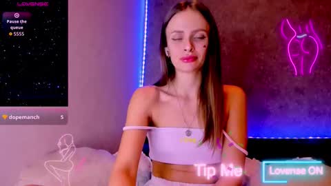 Jess online show from 10/20/25, 10:10