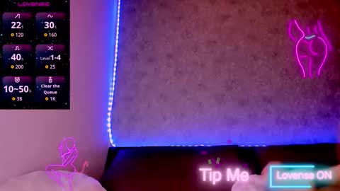 Jess online show from 10/22/25, 10:20