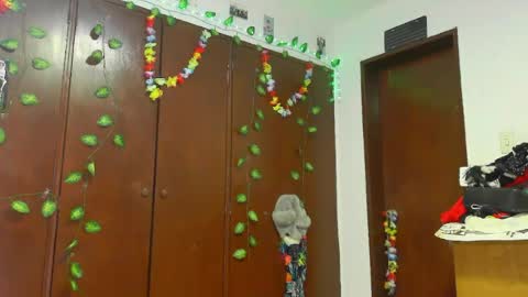 Snapshot of jess_sweett chatting on 04/16/26, 09:50 Jessica online show from 04/16/26, 09:50