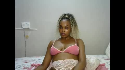 Snapshot of jessajoyy chatting on 02/20/26, 06:41 jessajoyy online show from 02/20/26, 06:41