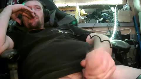 Snapshot of jesse_cash chatting on 04/16/26, 05:41 cummin0Nyou online show from 04/16/26, 05:41
