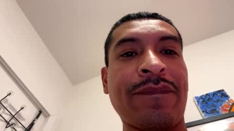 Snapshot of jesselopezcali chatting on 01/24/25, 05:53 Hungjessy online show from 01/24/25, 05:53