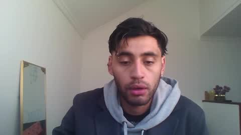 Snapshot of jessepickman chatting on 12/19/24, 12:23 Angel  Demon online show from 12/19/24, 12:23