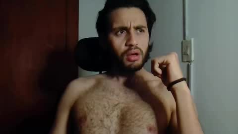 Snapshot of jessepickman chatting on 10/24/25, 05:48 Angel  Demon online show from 10/24/25, 05:48