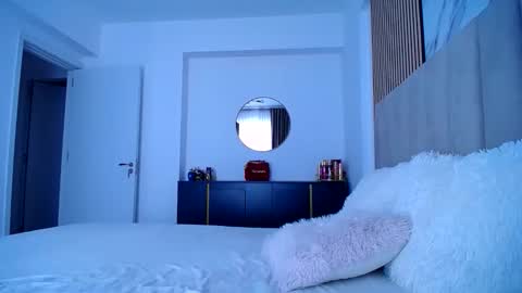 Jess online show from 06/04/26, 07:03