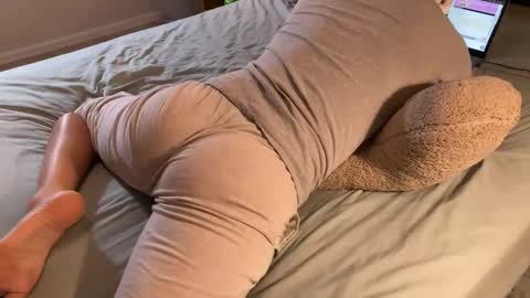 Snapshot of jessesbubble chatting on 01/11/26, 11:43 Jesse online show from 01/11/26, 11:43